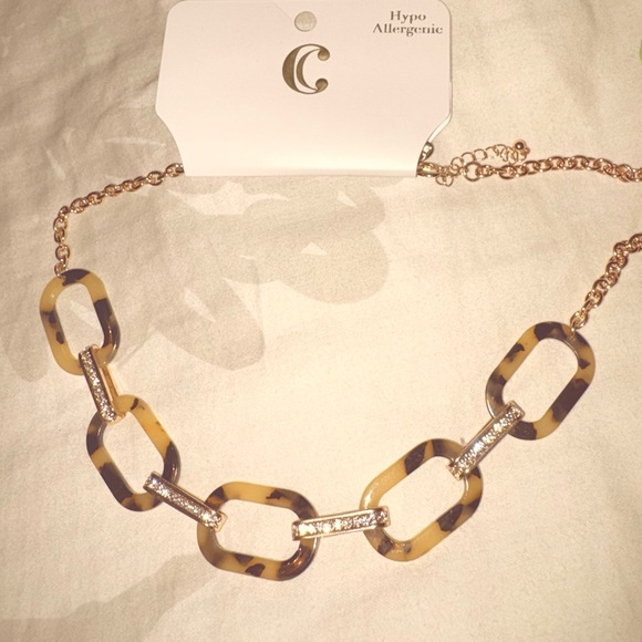 NWT Tortoise Shell Chain Necklace with Rhinestones - Picture 2 of 4